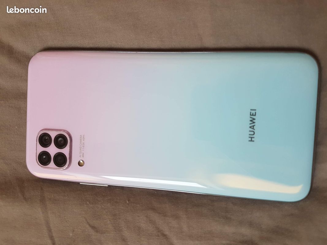 Je vend mon téléphone un Huawei p40lite (image 3)