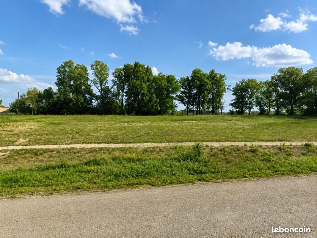 Terrain 656 m² Bereziat · à Béréziat · 55 000 €
