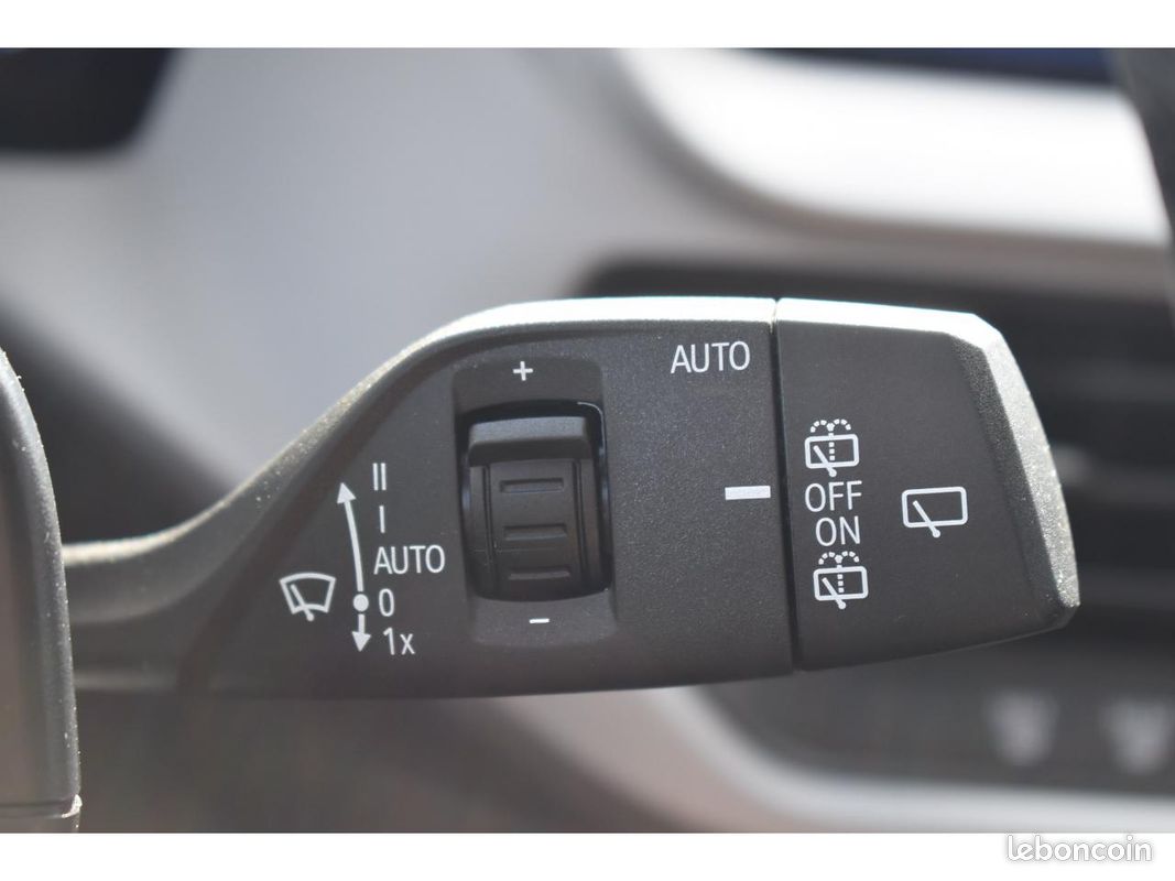 BMW SERIE 1 118i 136 ch DKG7 F40 (image 25)