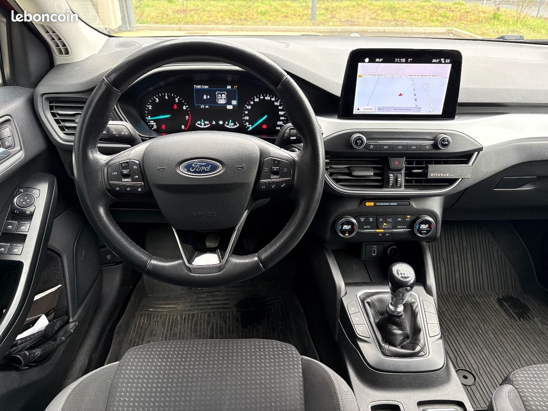 FORD FOCUS 1.0 EcoBoost 100 CH BVM6 Trend Business / CARPLAY / CAMERA / KEYLESS (image 11)