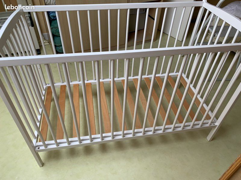 Lit bébé (image 2)