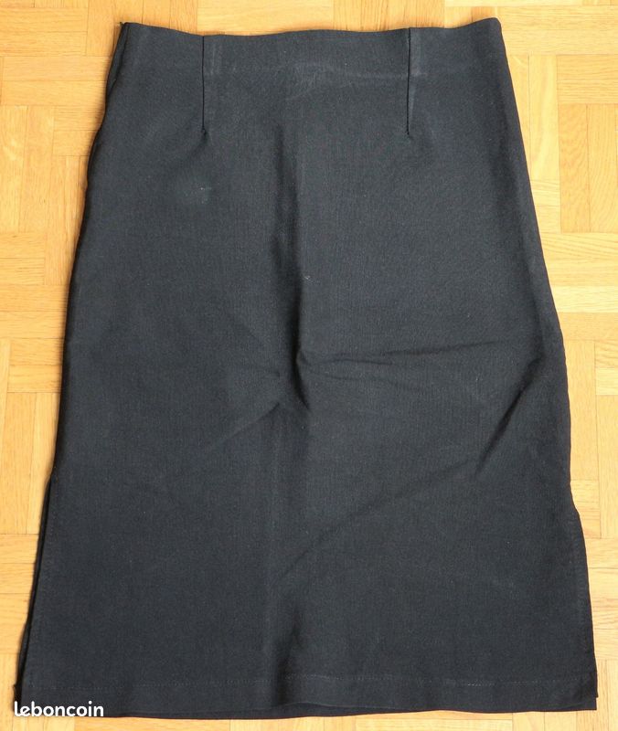 Lot de 3 vêtements légers taille 38 (image 2)