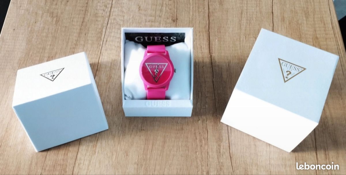 Montre femme à quartz rose fuschia silicone Guess (image 2)