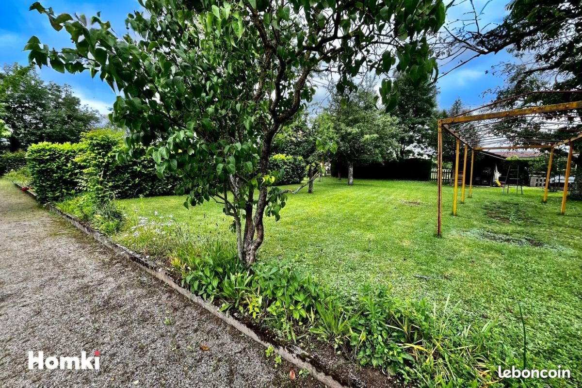 Terrain 618 m² Saint Etienne De Saint Geoirs · à Saint-Étienne-de-Saint-Geoirs · 70 000 €