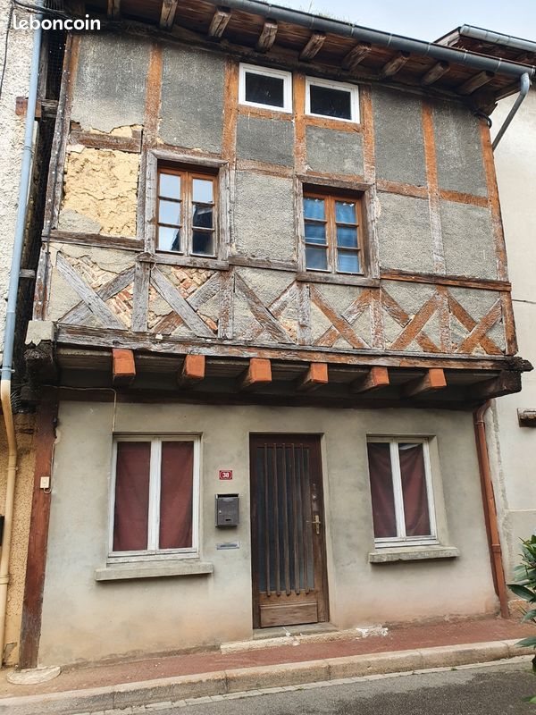 Maison 4 pièces 170 m² · à Chalamont · 170 m² · 110 000 €