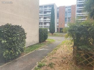 Appartement 2 pièces 64 m² · aux Ulis · 64 m² · 125 000 €