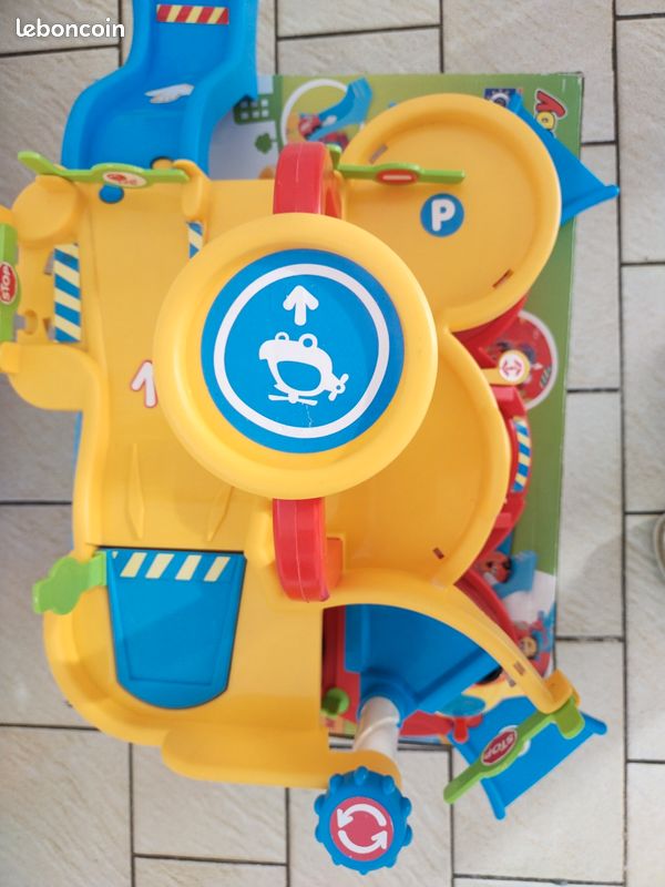 Lot SMOBY Vroom Planet : circuit, garage et son camion de transport (image 6)