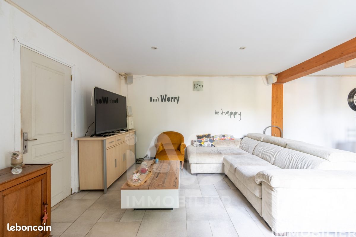 Maison 6 pièces 150 m² · à Saint-Aubin-sur-Gaillon · 150 m² · 279 000 €