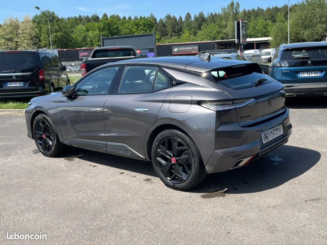 DS DS 4 E-tense 225 performance line + (image 7)