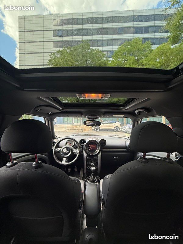 Mini Countryman (image 2)