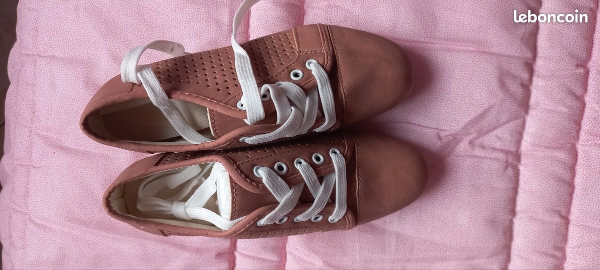Baskets femme neuves (image 1)