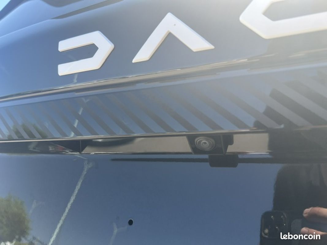 Dacia bigster hybrid 155 journey (image 12)