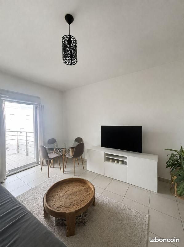 Appartement 1 pièce 42 m² · à Gex · 42 m² · 970 €/mois