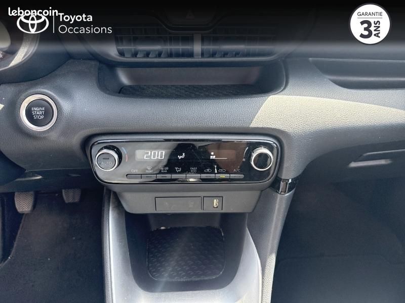 Toyota Yaris 120 VVT-i Dynamic Business 5p MY22 (image 20)