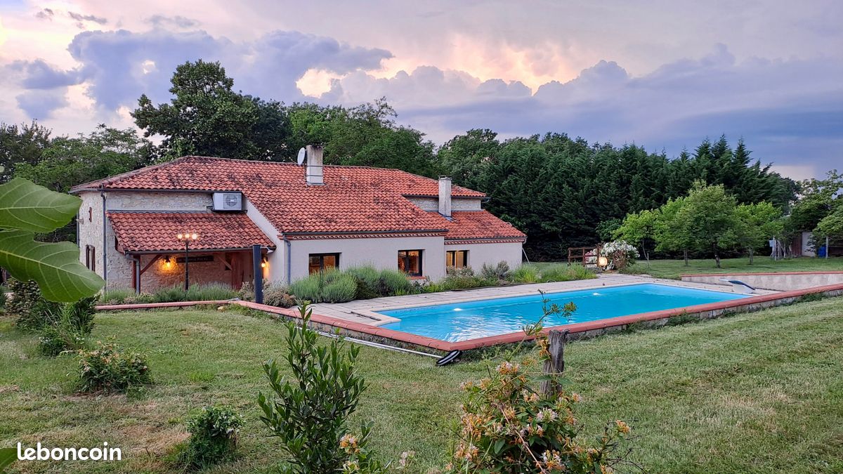 Magnifique gîte avec grande piscine 12 personnes (image 6)