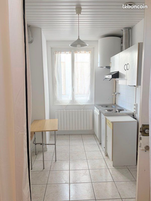 Appartement 2 pièces 18 m² · à Vichy · 18 m² · 240 €/mois