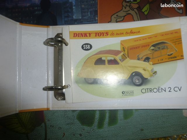 Plaque Métal Vintage Dinky Toys - Publicité Ancienne Voitures Jouets En Relief - Parfait état, Style Rétro
