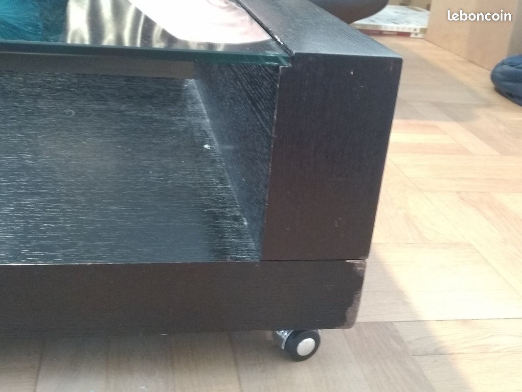 Table basse vitrée (image 4)