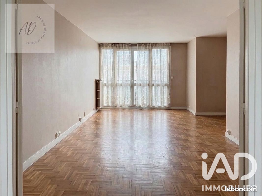 Appartement 3 pièces 57 m² · à Thiais · 57 m² · 149 000 €