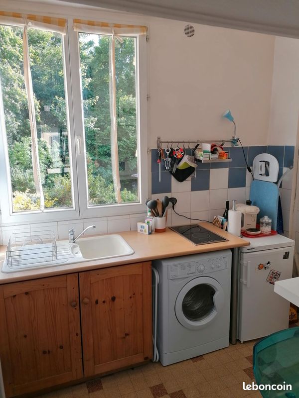 Appartement 1 pièce 23 m² · à Versailles · 23 m² · 820 €