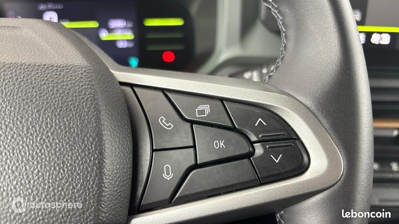 Dacia Duster 1.2 mild hybrid 130ch Extreme (image 24)
