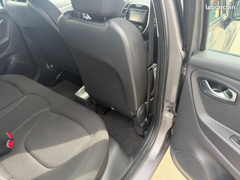 Renault captur ph2 1.5 dci 90ch edc intens faibles kms excellent état (image 11)