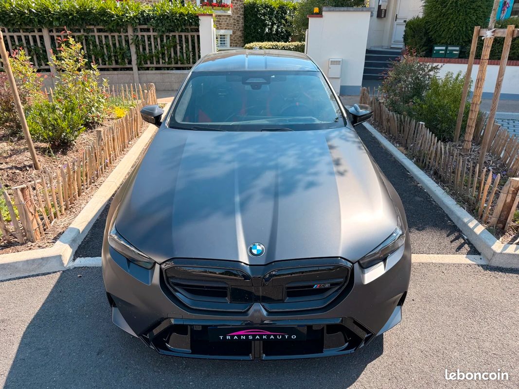BMW M5 4.4 V8 PHEV 727ch / GMK / PACK CARBON (image 2)