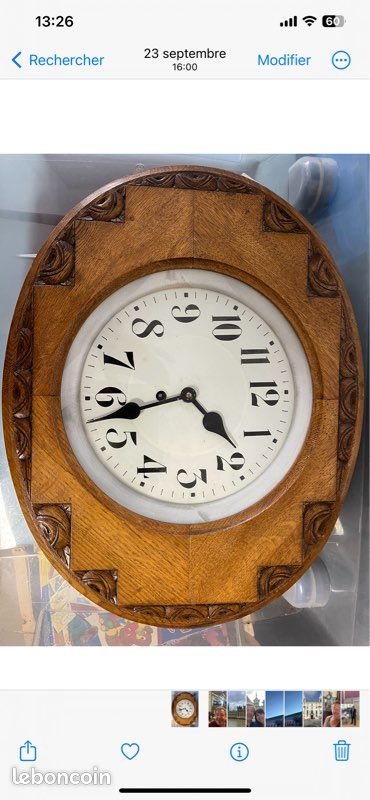 Horloge ancienne murale en bois sculpté (image 1)