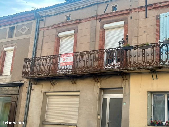 Maison 8 pièces 199 m² · à Valence-d'Albigeois · 199 m² · 45 000 €