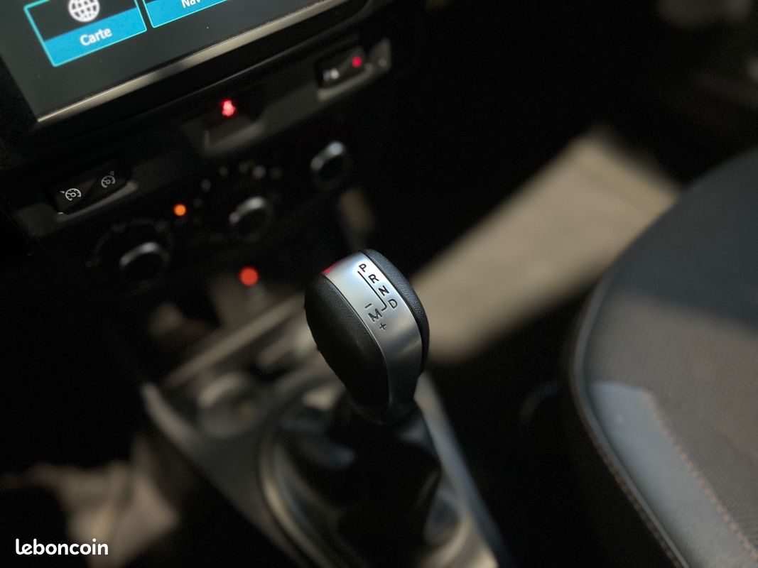 Dacia duster explorer 1.5 dci 110 4x2 edc bva bleu cosmos - attelage - suivi d'entretien (image 10)