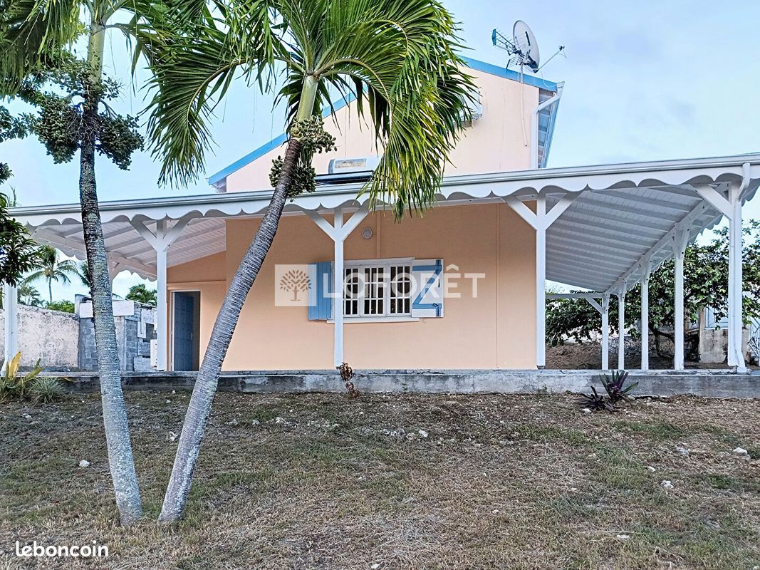 Maison 4 pièces 87 m² · à Sainte-Anne · 87 m² · 375 000 €