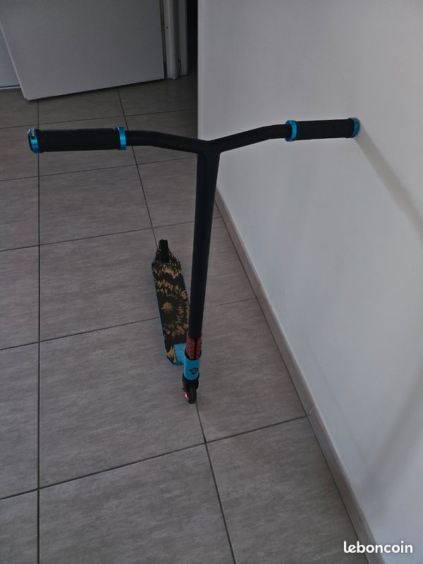 Trotinette frestyle (image 1)