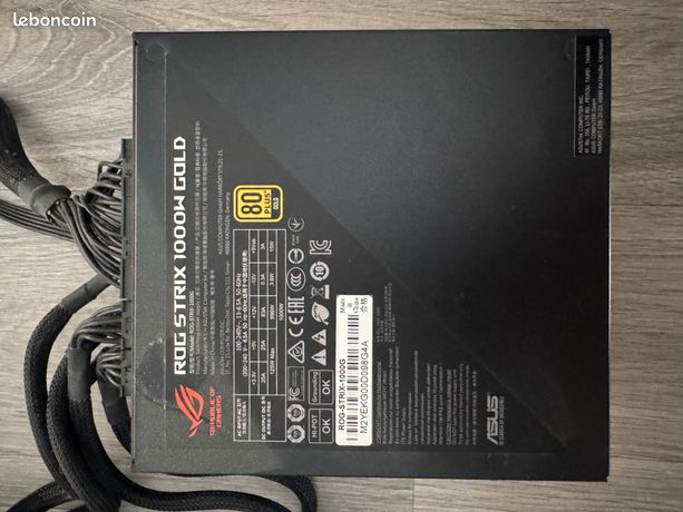 ASUS ROG STRIX 1000W Gold – Alimentation Modulaire 80+ Gold – PCIe 8 Pins / RTX 4080 4090 / RX 7900 XTX 1
