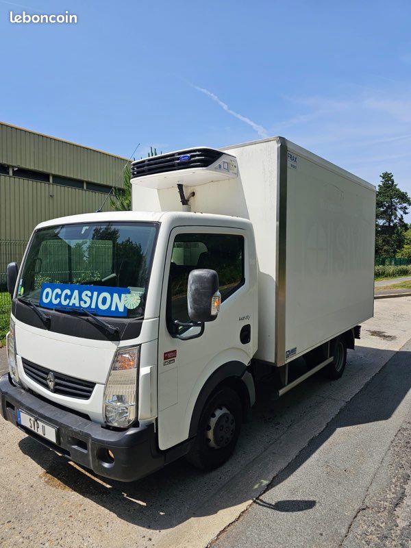 Renault Maxity Frigo 14000 ht (image 3)