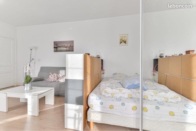 Appartement 1 pièce 28 m² · à Toulon · 28 m² · 552 €