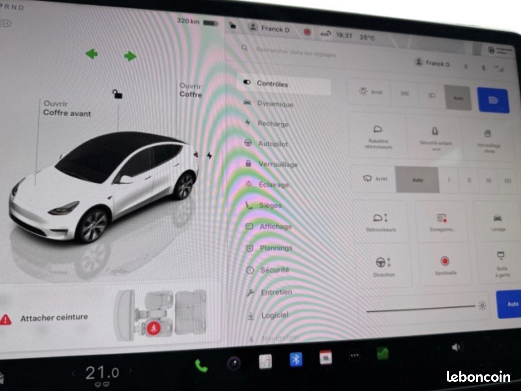 TESLA MODEL Y Standard RWD (image 11)