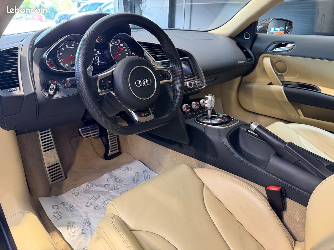 Audi R8 Coupe 4,2L FSI V8 430Ch QUATTRO S-TRONIC PACK CARBONE (image 17)