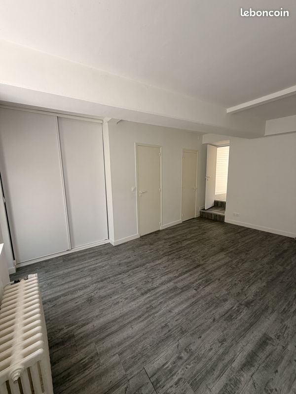 Appartement 1 pièce 38 m² · à Bonnelles · 38 m² · 695 €/mois