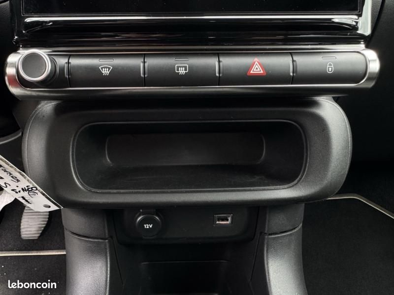 Citroen C3 1.2 PureTech 110 Saint James / GPS + CAMERA / GARANTIE 12 MOIS (image 34)