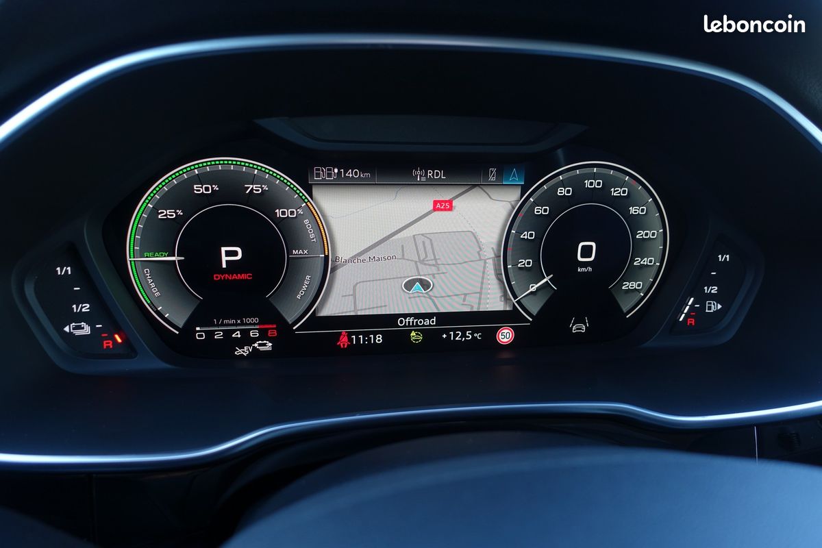 Q3 Sportback 45 Tfsi e S-Tronic 245ch Hybride Rechargeable Virtual cockpit/Cuir chauffants/Caméra/Hayon électrique/1*Main/Garantie 12 mois (image 11)