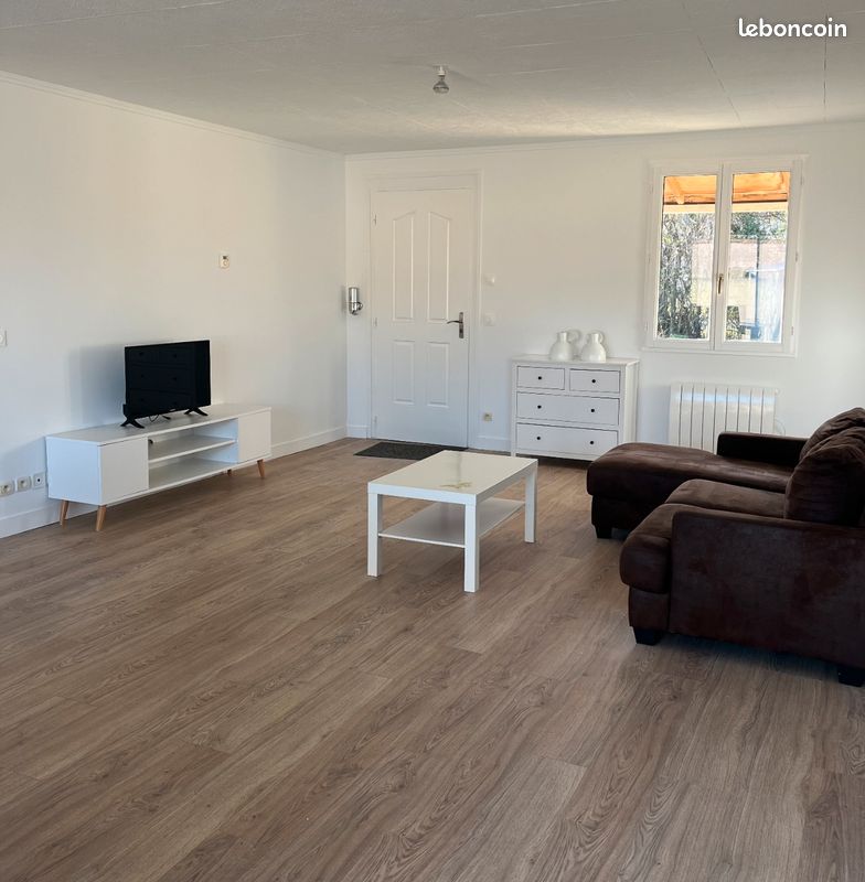 Maison 4 pièces 86 m² · à Courçon · 86 m² · 1 030 €/mois