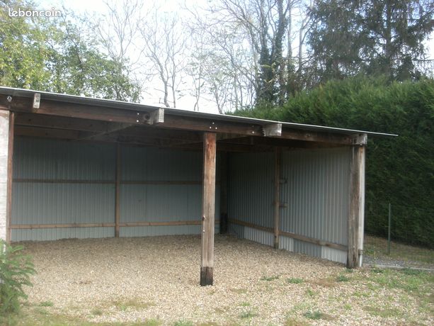 Garage box parking chinon