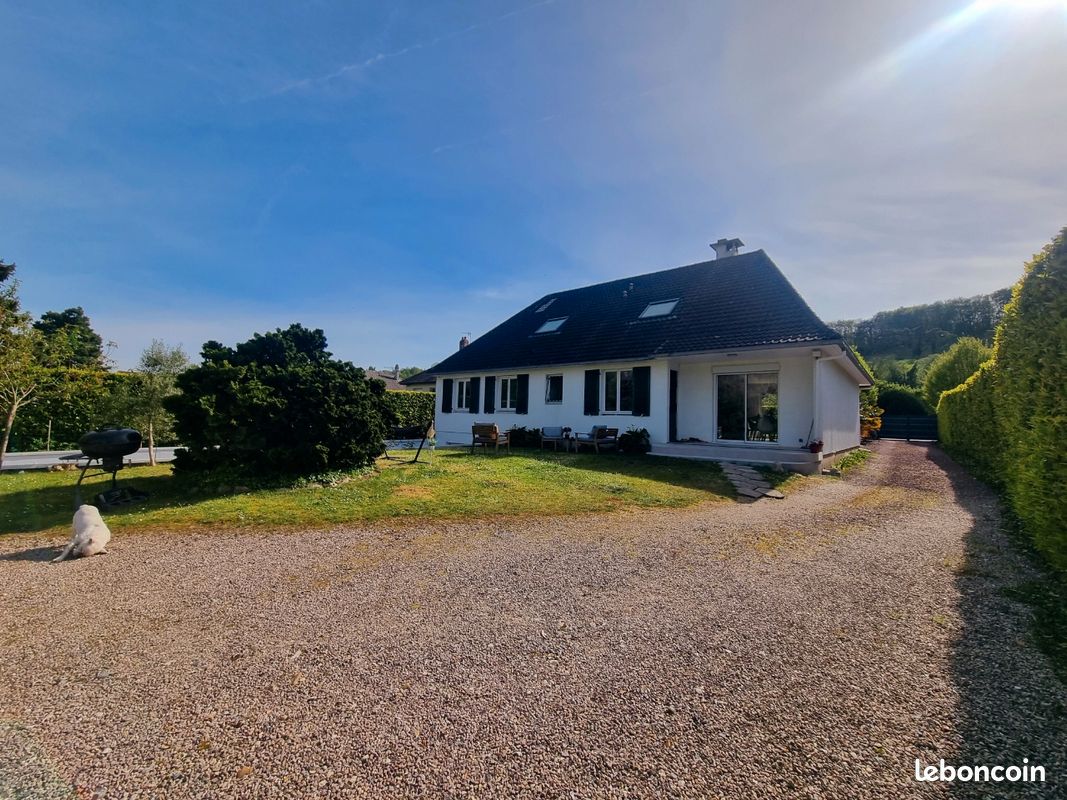 Maison 6 pièces 190 m² · à Arques-la-Bataille · 190 m² · 249 000 €