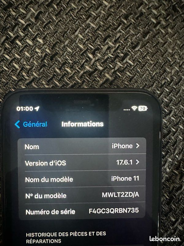 I phone 11 (image 3)