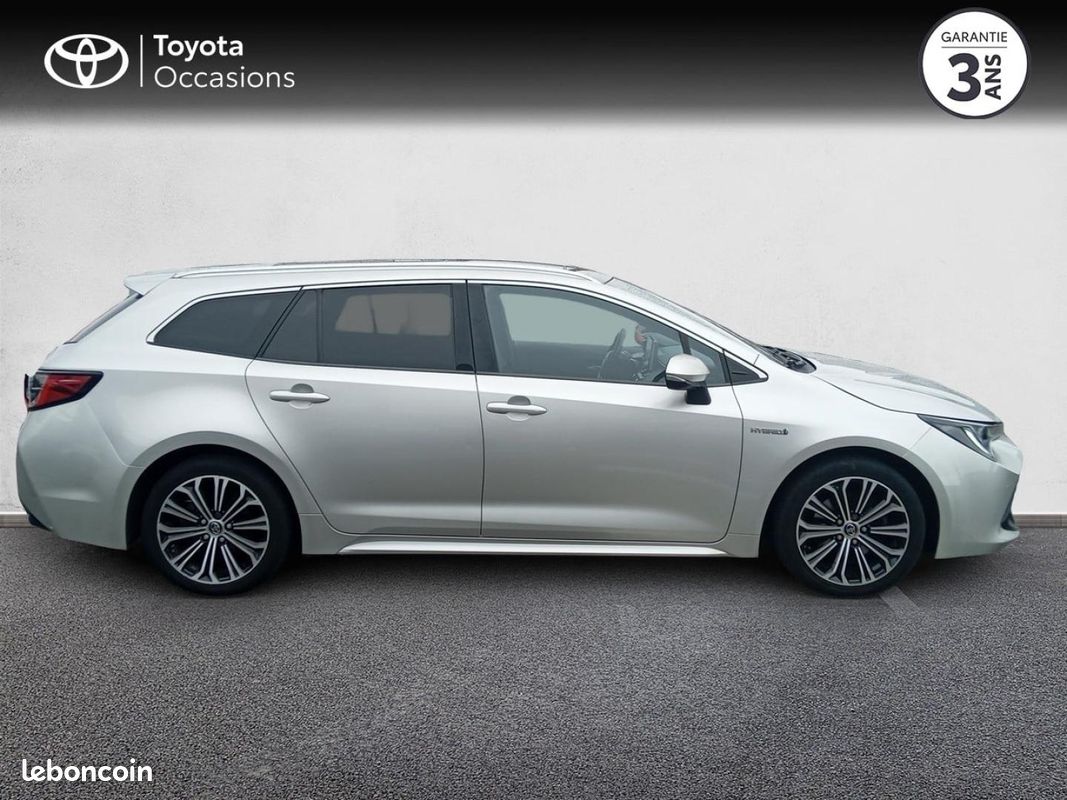 Toyota Corolla Touring Spt 184h Design MY21 (image 17)