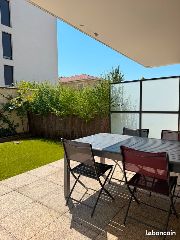 Appartement 2 pièces 47 m² · à Chassieu · 47 m² · 230 000 €