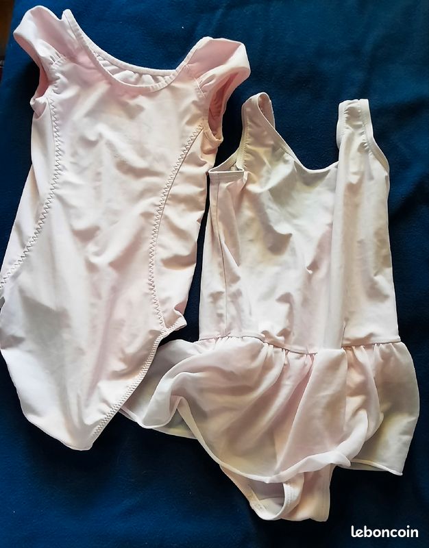 Lot 2 justaucorps (image 1)