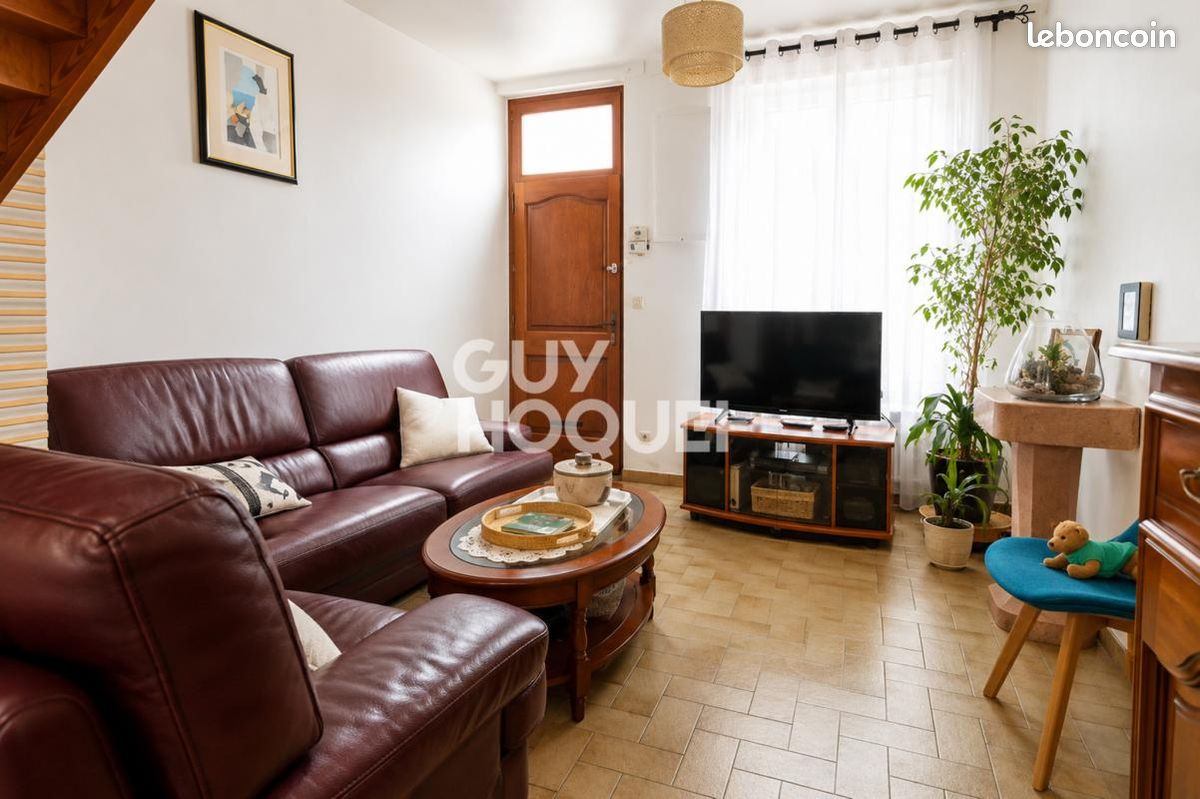 Maison 5 pièces 94 m² · à Lille · 94 m² · 273 000 €