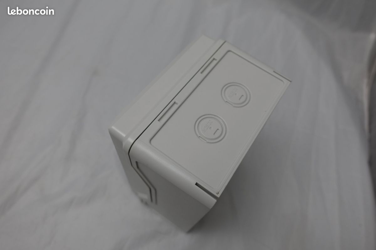 ⚡ Mini coffret électrique étanche avec prise et disjoncteur – Neuf (image 8)
