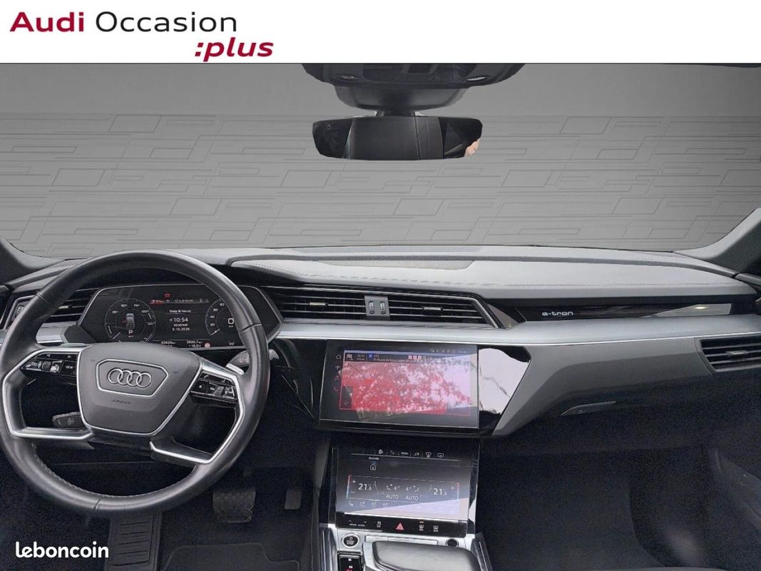 Audi Q8 e-tron Sportback 55 408ch Avus quattro (image 3)